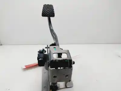 Gebrauchtes Autoersatzteil kupplungspedal zum hyundai i20 (bc3) slx 84 cv / 62 kw oem-iam-referenzen 32802q0100  