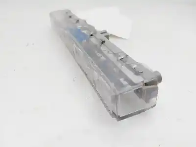 Peça sobressalente para automóvel em segunda mão farolim de travão central por toyota auris active referências oem iam 8100612011  