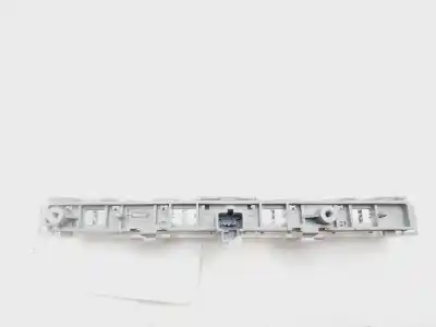 Peça sobressalente para automóvel em segunda mão farolim de travão central por toyota auris active referências oem iam 8100612011  