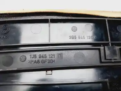 Peça sobressalente para automóvel em segunda mão farolim de travão central por volkswagen passat b5.5 (3b3) 1.9 tdi referências oem iam 3b5945135c  
