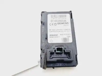Pièce détachée automobile d'occasion Commutateur D'allumage pour RENAULT SCENIC II Grand Confort Expression Références OEM IAM 8200125077  
