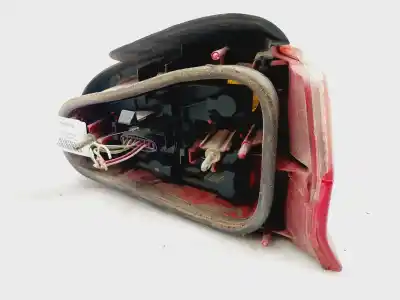 Pièce détachée automobile d'occasion Feu Arrière Gauche pour PEUGEOT 106 (S2) Max D Références OEM IAM 6350G6  