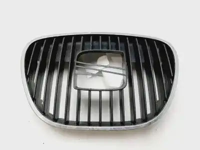 Автозапчастина б/у передня решіта для SEAT IBIZA (6L1) Sport Rider Посилання на OEM IAM 6L0853654  