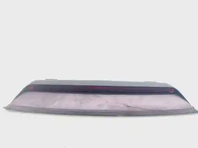 Pièce détachée automobile d'occasion Feu De Frein Central pour SKODA SUPERB (3U4) Classic Références OEM IAM 3B5945135C  