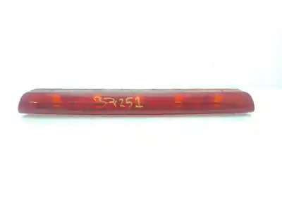 Pezzo di ricambio per auto di seconda mano luce freno centrale per ssangyong kyron 200 xdi limited riferimenti oem iam 83810090  