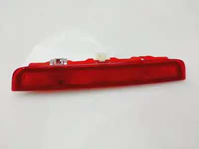 Peça sobressalente para automóvel em segunda mão Farolim De Travão Central por TOYOTA YARIS Active Referências OEM IAM 815700D150  