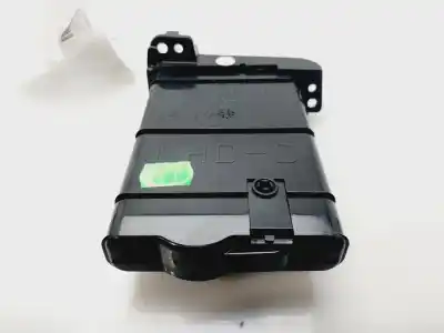Second-hand car spare part decorative moulding for toyota auris active oem iam references 5562002090