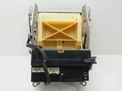 Second-hand car spare part audio system / radio cd for lexus is200 (ds2/is2) 220d oem iam references 8612053400