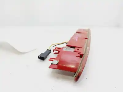 Second-hand car spare part central brake light for opel astra j (p10) 1.3 cdti (68) oem iam references 13372164  