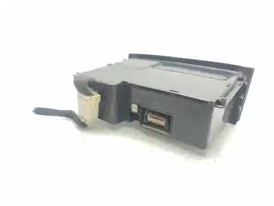 Peça sobressalente para automóvel em segunda mão cinzeiro por kia sorento 2.5 crdi concept referências oem iam 845503e000  