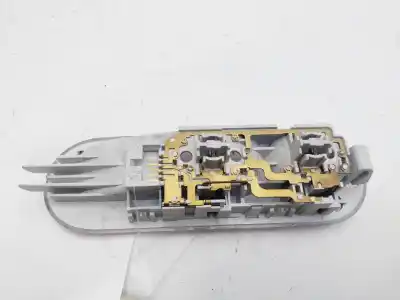Second-hand car spare part interior light for dacia duster laureate 4x2 oem iam references 8200073231