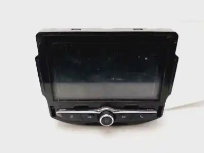 Second-hand car spare part audio system / radio cd for opel corsa e selective oem iam references 42554704  