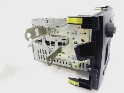 Peça sobressalente para automóvel em segunda mão sistema de áudio / rádio cd por toyota auris active referências oem iam 8612002a70