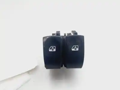 Pièce détachée automobile d'occasion commande de lève vitre avant gauche pour renault clio iii authentique références oem iam 214939a   Pièce détachée automobile d'occasion commande de lève vitre avant gauche pour renault clio iii authentique références oem iam 214939a