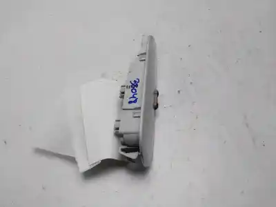 Автозапчастина б/у внутрішне світло для dacia duster ambiance 4x2 посилання на oem iam 8200074362  