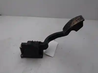 Second-hand car spare part accelerator pedal for opel corsa e selective oem iam references 13305804  
