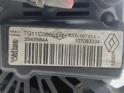Автозапчасти б/у генератор за RENAULT MEGANE II CLASSIC BERLINA Confort Authentique 106 CV / 78 KW ссылки OEM IAM 8200667614  
