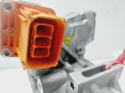 Peça sobressalente para automóvel em segunda mão compressor de ar condicionado a/a a/c por renault austral techno 199 cv / 147 kw referências oem iam 926009057r  