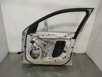 Автозапчасти б/у дверь передняя правая за audi a4 b8 (8k2) 2.0 tdi ссылки oem iam 8k0831052j  