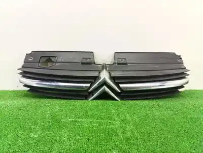 Автозапчасти б/у ПЕРЕДНЯЯ РЕШЕТКА за CITROEN C3  ссылки OEM IAM 9636751980  