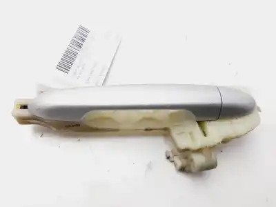 Tweedehands auto-onderdeel rechts achter buiten handgreep voor kia rio emotion 75 cv / 55 kw oem iam-referenties 826511w00000