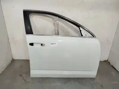 Автозапчастина б/у передні праві двері для skoda octavia combi (5e5) ambition 110 cv / 81 kw посилання на oem iam 5e0831056a  