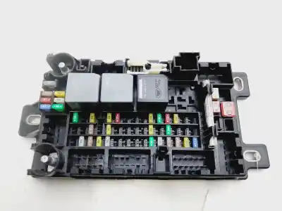 Tweedehands auto-onderdeel relais/zekeringenkastje voor jaguar e-pace se awd 150 cv / 110 kw oem iam-referenties j9c314n030ab