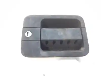 Pièce détachée automobile d'occasion POIGNÉE DE PORTE AVANT DROITE pour IVECO EUROCARGO FPR (Typ 60 E 10) Tráfico urbano Références OEM IAM 98404714  