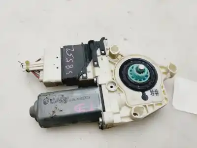 Автозапчастина б/у двигатель заднього правого скла для seat leon (1p1) 2.0 tdi 16v посилання на oem iam 1k0959704n  