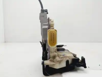 Peça sobressalente para automóvel em segunda mão fechadura da porta dianteira esquerda por seat leon (1p1) reference referências oem iam 1p1837015  