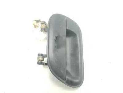 Pezzo di ricambio per auto di seconda mano maniglia esterna posteriore sinistra per ssangyong musso 2.9 tdi grand lux riferimenti oem iam 7345005002  