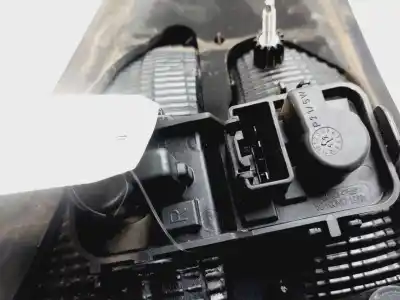 Pezzo di ricambio per auto di seconda mano Luce Di Coda Interna Destra per FORD GRAND C-MAX Titanium Riferimenti OEM IAM 2006162  