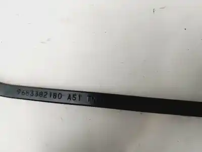 Peça sobressalente para automóvel em segunda mão haste de escova dianteiro direito por citroen c3 live referências oem iam 9683382180  
