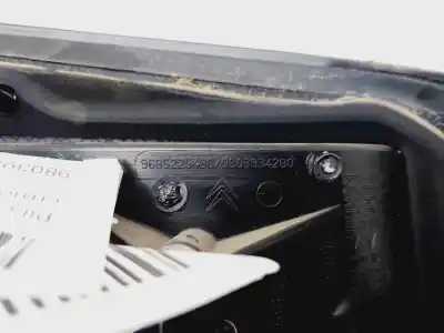 Peça sobressalente para automóvel em segunda mão farolim interior traseiro direito por citroen c3 live referências oem iam 9803934280  