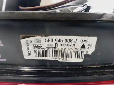 Автозапчасти б/у внутренний правый задний фонарь за SEAT LEON (5F1) Xcellence Plus ссылки OEM IAM 5F0945308J  