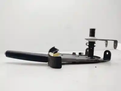 Second-hand car spare part handbrake lever for kia ceed emotion 116 cv / 85 kw oem iam references 597101h500eq