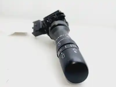 Pezzo di ricambio per auto di seconda mano comando pulito per toyota auris active riferimenti oem iam 0241117f582  