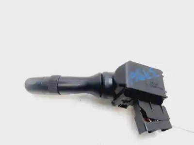 Peça sobressalente para automóvel em segunda mão comutador de limpa vidros por toyota auris active referências oem iam 0241117f582