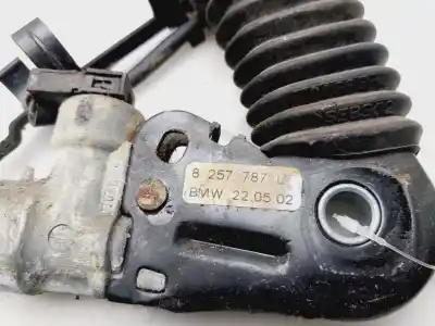 Pezzo di ricambio per auto di seconda mano gancio cintura anteriore sinistro per bmw 3 compact (e46) 320 td riferimenti oem iam 8257787  