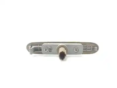 Pièce détachée automobile d'occasion Lampe Côté Gauche pour SSANGYONG ACTYON 200 Xdi Références OEM IAM 8340031100  