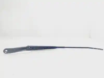 Second-hand car spare part left front windshield wiper arm for renault clio iii authentique oem iam references 8200832055  