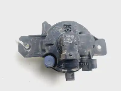 Second-hand car spare part left fog light for renault clio iii authentique oem iam references 8200002469  