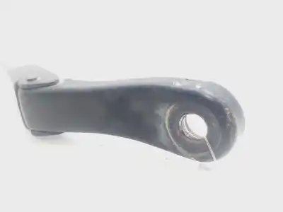 Second-hand car spare part front right windshield wiper arm for renault twingo dynamique 76 cv / 56 kw oem iam references 8200725624d  