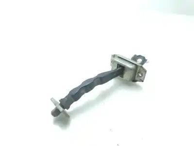 Second-hand car spare part right rear bracket for nissan x-trail (t32) acenta oem iam references 824304cl0a