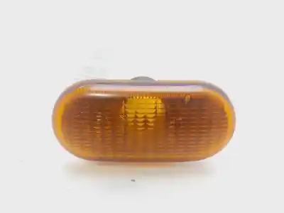 Pezzo di ricambio per auto di seconda mano lampada laterale destra per renault clio ii fase i (b/cbo) 1.2 riferimenti oem iam 7700822136  
