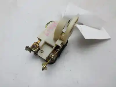 Second-hand car spare part LEFT FRONT DOOR LOCK for OPEL CORSA B  OEM IAM references 90493701  