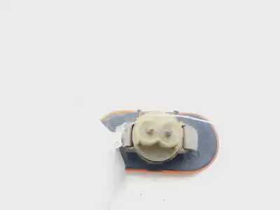 Pezzo di ricambio per auto di seconda mano lampada laterale destra per renault clio ii fase i (b/cbo) 1.9 d alize riferimenti oem iam 7700822136  