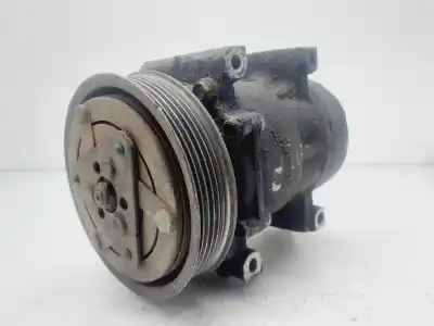 Pezzo di ricambio per auto di seconda mano compressore aria condizionata per renault clio ii fase i (b/cbo) 1.9 d alize riferimenti oem iam 7700111235  