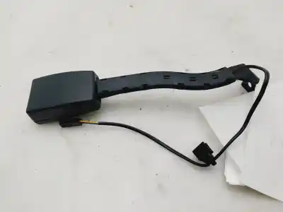 Pièce détachée automobile d'occasion Boucle De Ceinture De Sécurité Avant Gauche pour SEAT LEON (1P1) 2.0 TDI 16V Références OEM IAM 5P0857755F  