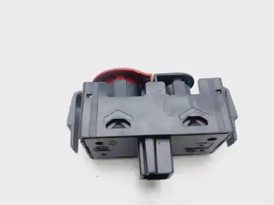 Second-hand car spare part hazard warning lights for renault kangoo profesional oem iam references e3160101  